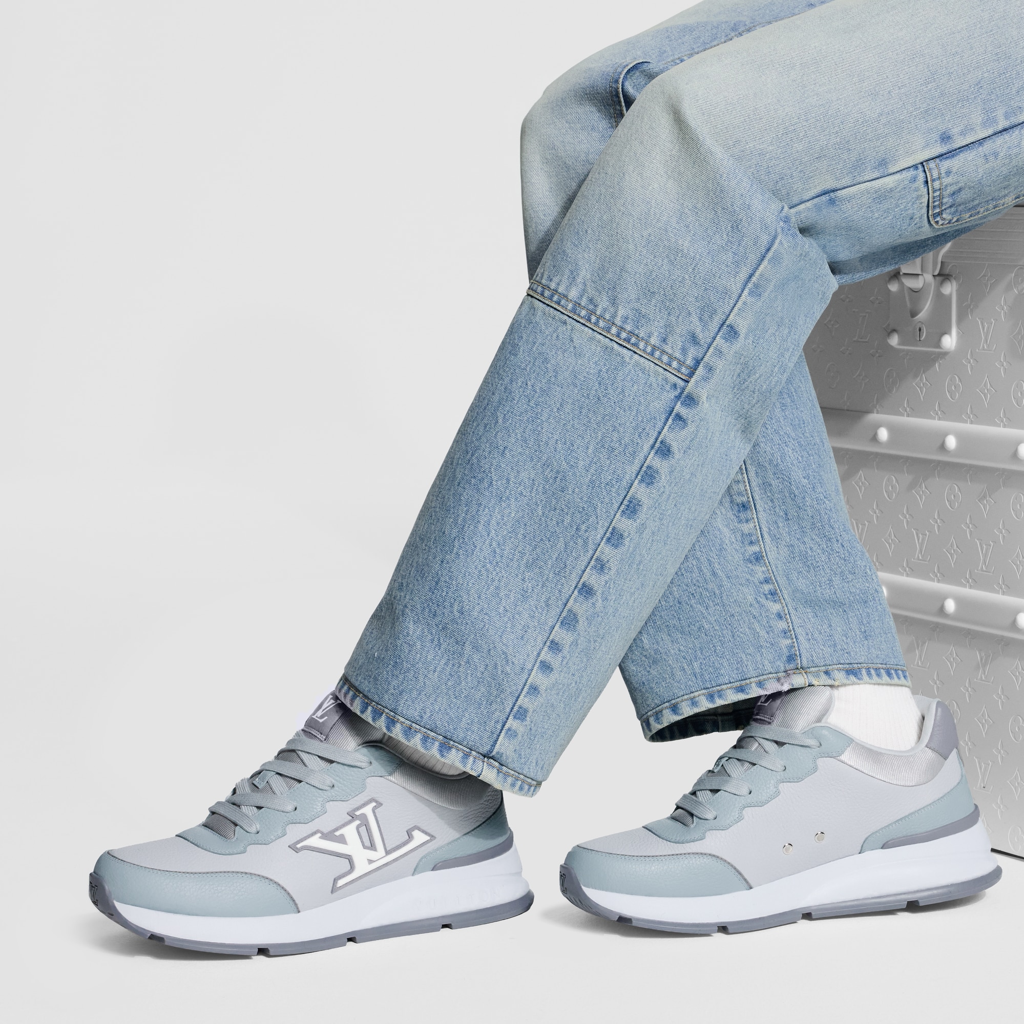 LV クラシック スニーカー ｜ルイ・ヴィトン 公式サイト - 1AJCYK